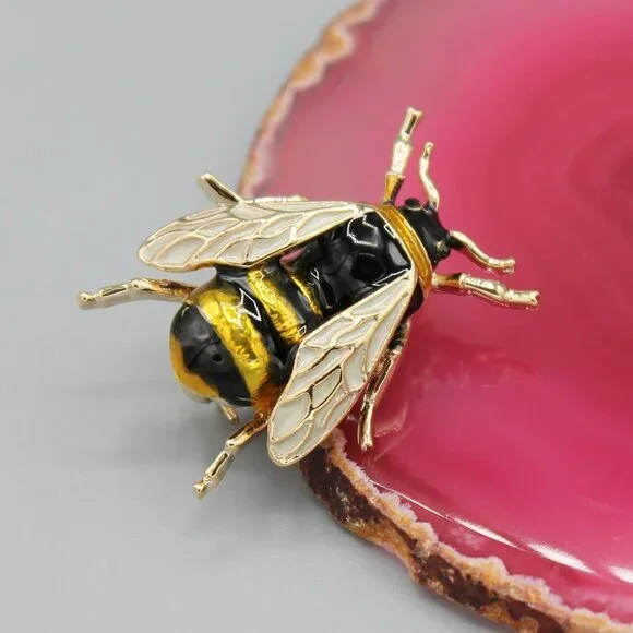 Bee pin brooch jewelry insect animal black gold tone fashion cute adorable - Picture 1 of 6